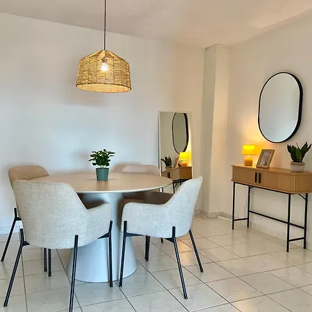 2 Bedroom Sea View, Balcony, Pool, Near - Casa Terracotta Apartment Klorakas