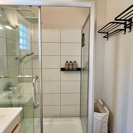 2 Bedroom Sea View, Balcony, Pool, Near - Casa Terracotta * Klorakas
