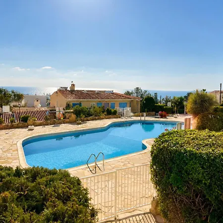 2 Bedroom Sea View, Balcony, Pool, Near - Casa Terracotta *