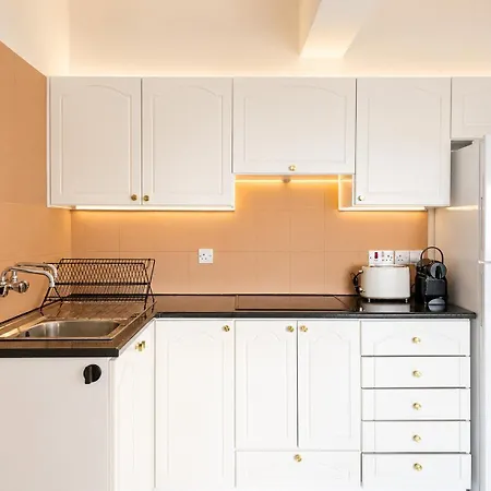 2 Bedroom Sea View, Balcony, Pool, Near - Casa Terracotta דירה *